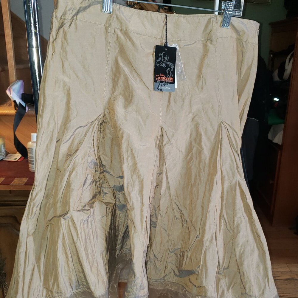 Julie Guerlande skirt  new with tag size 12